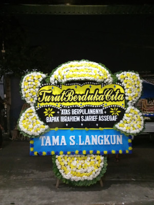 Papan Bunga Duka di Jelantik